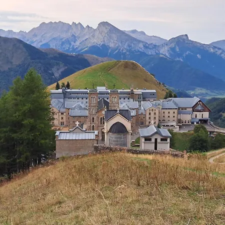 Maison Dans Les Alpes - Les 12 Sommets * Ponsonnas