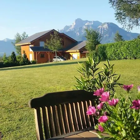Holiday home Maison Dans Les Alpes - Les 12 Sommets Ponsonnas