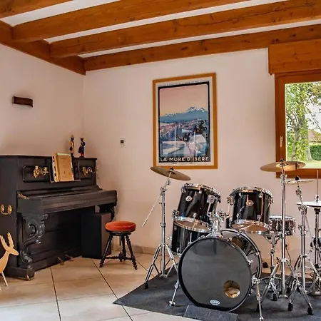 Holiday home Maison Dans Les Alpes - Les 12 Sommets *